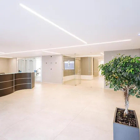 Apartament Marisabella 6 - 8 *