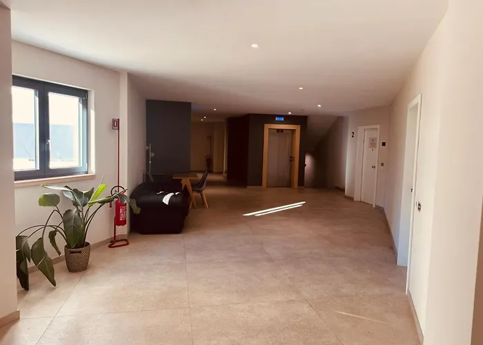 Апартаменти Marisabella 6 - 8 *