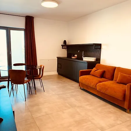 Marisabella 6 - 8 * Бари